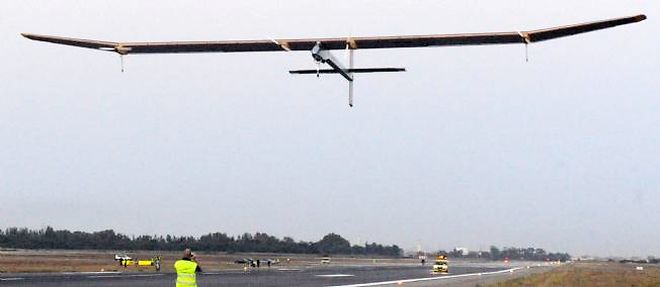 Solar Impulse decolle de l'aeroport de Rabat le 6 juillet.