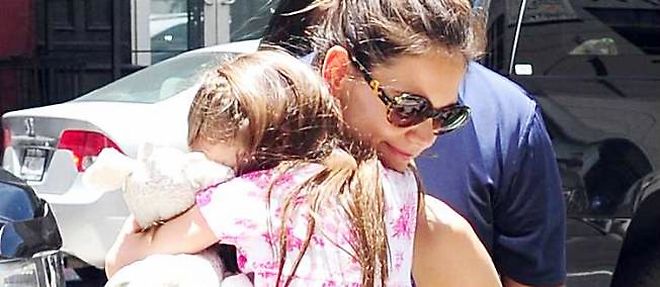 Katie Holmes et sa fille Suri Cruise dans les rues de New York, le 5 juillet dernier.