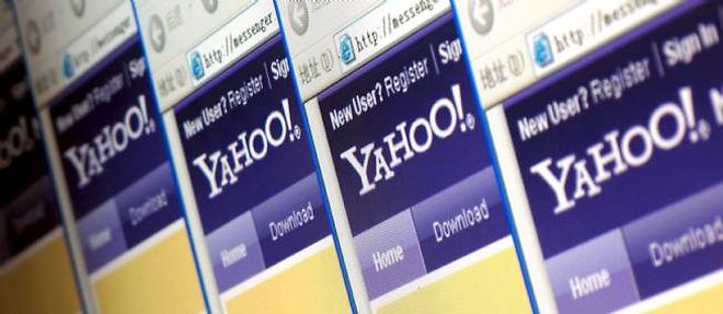 Yahoo! ne cesse de degringoler et cherche les moyens de s'en sortir.