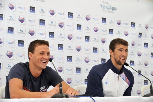 Les Americains Michael Phelps et Ryan Lochte, dont le duel sera l'une des attractions des Jeux de Londres, ont affiche leur serenite samedi, a une semaine des JO