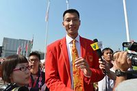 JO: le basketteur Yi Jianlian porte-drapeau de la Chine