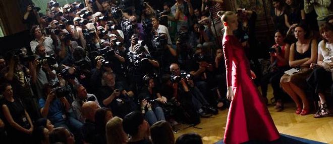 Collection automne-hiver 2012-2013 de Valentino, presentee lors de la Fashion Week parisienne, en juin dernier.