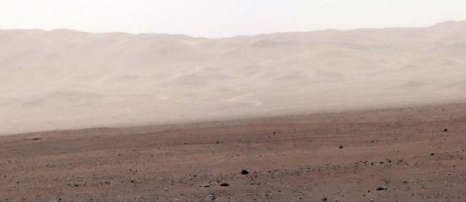Le cratere Gale, sur la planete Mars, photographie par Curiosity.