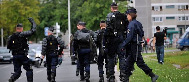 Cent policiers envoyes en renfort a Amiens