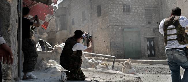 Violents combats &agrave; Alep, des dizaines de corps retrouv&eacute;s pr&egrave;s de Damas