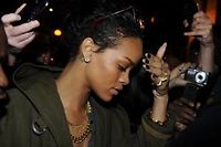 VID&Eacute;O AMATEUR. Rihanna : &quot;Les Fran&ccedil;ais sont compl&egrave;tement malades !!!&quot;