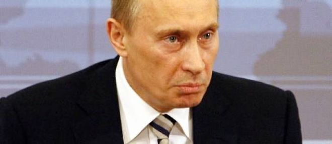 Le president russe accuse l'UE d'agir pour des raisons politiques.
