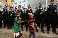 Br&eacute;sil: la police s'installe dans la Rocinha, la plus grande favela de Rio