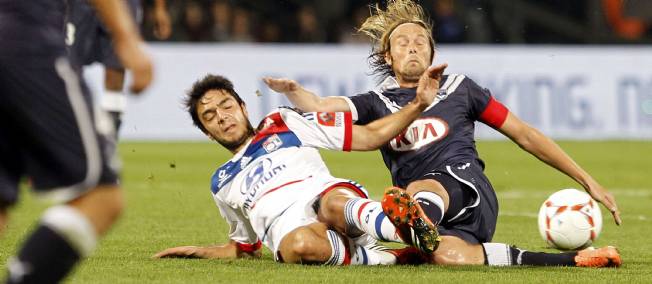 Ligue 1 : Bordeaux plus r&eacute;aliste que Lyon