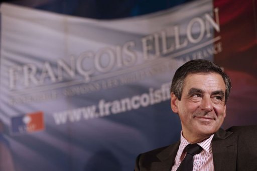 Le "potentiel" electoral de l'ex-Premier ministre Francois Fillon est plus fort que celui de son rival pour la presidence de l'UMP Jean-Francois Cope mais aussi que celui de l'ex-chef de l'Etat Nicolas Sarkozy, selon un sondage CSA pour Atlantico et i-Tele.