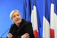 Marine Le Pen: Hollande, &quot;un champion du mondialisme&quot;