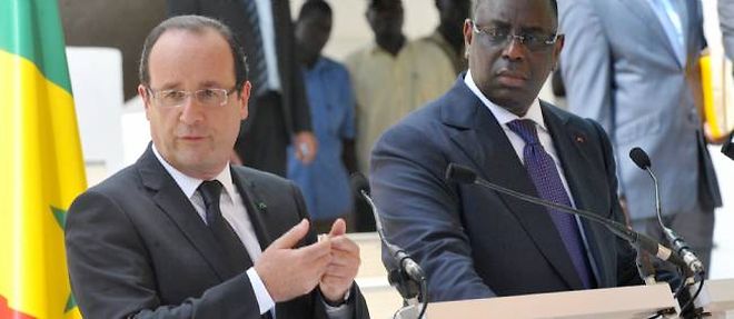 "Je ne suis pas venu en Afrique pour imposer un exemple ni pour delivrer des lecons de morale", a annonce Francois Hollande devant l'Assemblee nationale senegalaise.