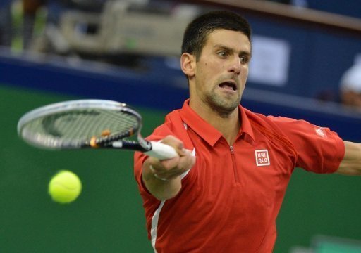 Novak Djokovic a pris place comme a son habitude en finale d'un Masters 1000, en demolissant consciencieusement le Tcheque Tomas Berdych en deux sets 6-3, 6-4, en demi-finale samedi a Shanghai