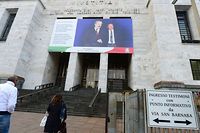 Proc&egrave;s Rubygate: Silvio Berlusconi d&eacute;ment toutes les accusations