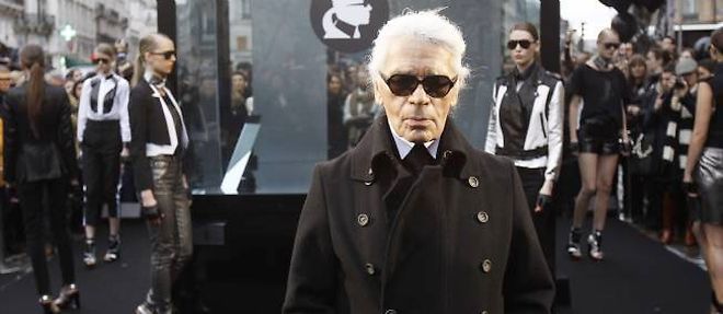 Karl Lagerfeld lors de la presentation de sa nouvelle collection capsule, en janvier 2012.