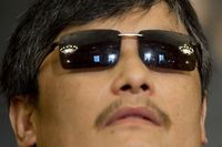 Chen Guangcheng rebelle de l'ann&eacute;e, selon le magazine GQ