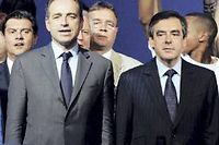 Alain Juppé tente de se poser en réconciliateur pour sortir de la crise ouverte dans laquelle est enfermée l'UMP à cause de la guerre Copé-Fillon.