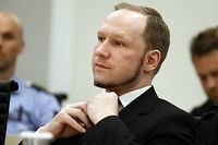 Vexations, censure, caf&eacute; froid: les griefs de Breivik en prison