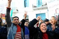 La jeunesse tunisienne manifestait son désarroi en janvier 2011 pendant le printemps arabe;