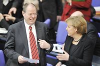 Allemagne: pol&eacute;mique apr&egrave;s des propos du rival social-d&eacute;mocrate de Mme Merkel