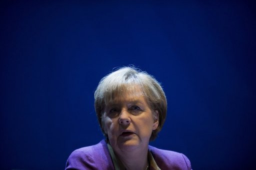 La chanceliere allemande Angela Merkel avertit ses concitoyens que l'environnement economique sera "plus difficile" en 2013 qu'en 2012, appelant a la "patience" et au "courage" dans son allocution pour la nouvelle annee.
