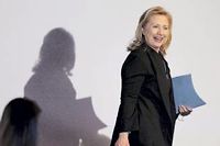 Hillary Clinton reprend ses fonctions apr&egrave;s un mois d'absence