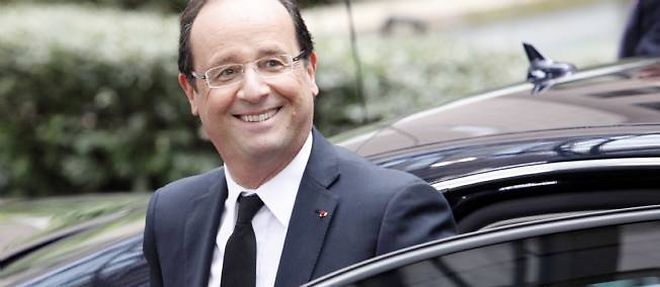 Pour Francois Hollande, "on ne fait pas une loi a partir du nombre de manifestants".