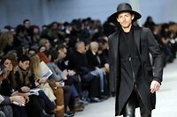 Mode homme &agrave; Milan: premier communiant, rocker en col&egrave;re et bling bling