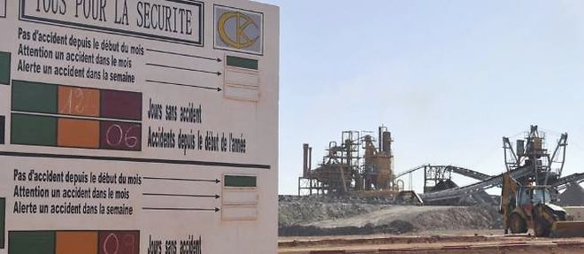Le site minier d'Arlit exploite par Areva au Niger, attaque par Aqmi le 16 septembre 2010. Quatre otages francais sont toujours detenus.