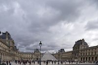 Louvre: succ&egrave;s de l'appel aux dons pour deux statuettes m&eacute;di&eacute;vales