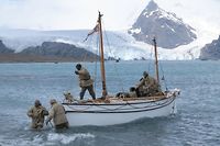 Antarctique: l'exp&eacute;dition recr&eacute;ant l'exploit de Shackleton a touch&eacute; terre