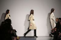 Fashion Week de New York: le blizzard trouble la f&ecirc;te mais Jason Wu rayonne
