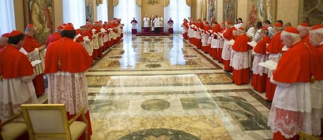 En raison de la demission  du cardinal O'Brien, l'Eglise catholique britannique n'aura aucun representant au conclave charge d'elire le futur pape.