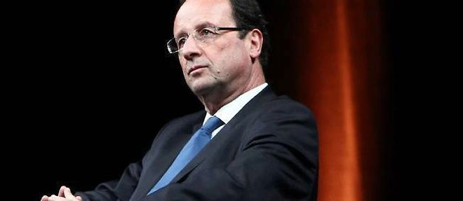 Pour Anna Cabana, Francois Hollande s'est montre inflexible en repetant que "ce n'est pas la rue qui fait la loi".
