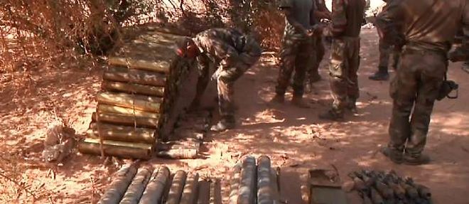 Armes decouvertes dans le Sahel.