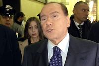 Sexe, corruption : Silvio Berlusconi accul&eacute; par la justice