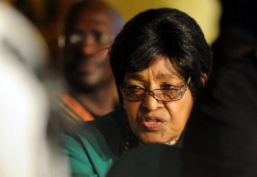 L'ex-epouse de Nelson Mandela, Winnie, a "ete choquee" d'apprendre que la justice sud-africaine pourrait la poursuivre apres l'exhumation des restes de deux anciens militants anti-apartheid dont les familles l'accusent d'etre responsable de la mort, a fait savoir l'un de ses avocats, Mops Mageza.