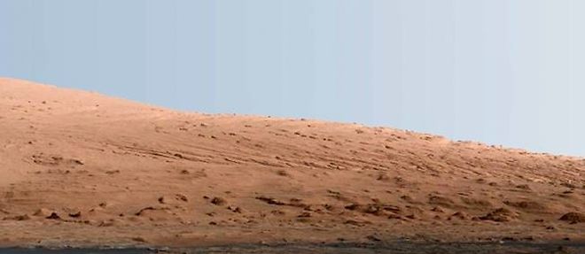 Detail du panorama du mont Sharp devoile par la Nasa.