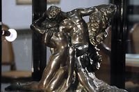 Un bronze d'Auguste Rodin, &quot;L'Eternel Printemps&quot;, adjug&eacute; 351.000 euros