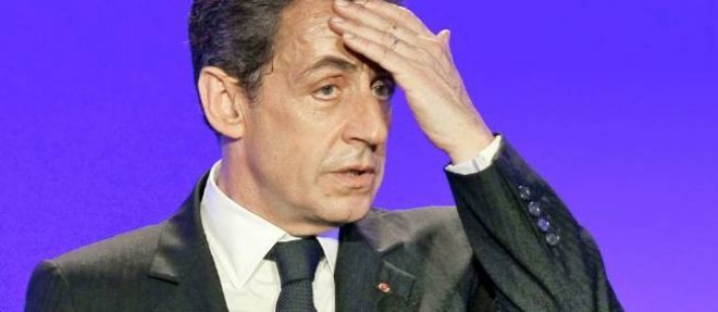Anticor a depose deux plaintes sur les sondages commandes par l'Elysee pendant le quinquennat de Nicolas Sarkozy.