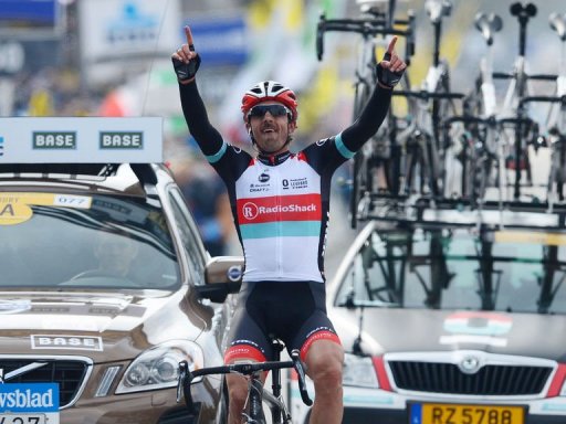 Le Suisse Fabian Cancellara (RadioShack) a remporte dimanche pour la deuxieme fois le Tour des Flandres, la grande classique cycliste courue dimanche sur 256 kilometres entre Bruges et Audenarde.