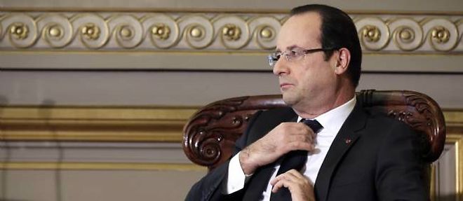 Francois Hollande peut-il eviter de proceder a un remaniement du gouvernement ?