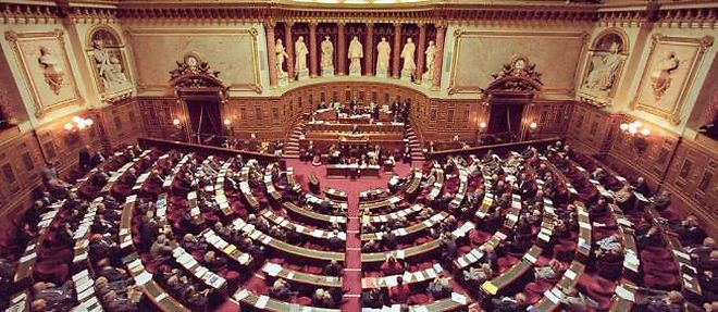 L'examen du projet de loi, deja adopte en premiere lecture par l'Assemblee nationale, est prevu pour durer au Senat jusqu'a vendredi.