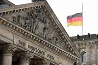 Allemagne: un nouveau parti anti-euro menace Merkel