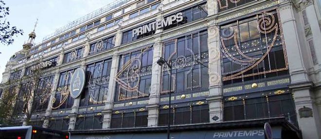 Vue du magasin-amiral du Printemps sur les grands boulevards parisiens.