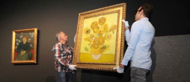 Mercredi 1er mai 2013, le musee Van Gogh d'Amsterdam rouvre ses portes apres un an de travaux.