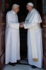 Vatican: Fran&ccedil;ois accueille Beno&icirc;t XVI de retour apr&egrave;s deux mois