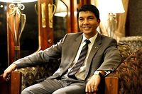 L'homme fort de Madagascar Rajoelina candidat surprise &agrave; la pr&eacute;sidentielle
