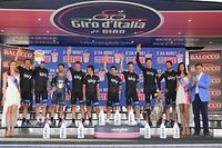 Tour d'Italie: l'&eacute;quipe Sky victorieuse de la 2e &eacute;tape