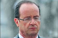 Hollande sous la tempete, le 15 mai 2012. Un bon capitaine ? Pas pour l'opposition... (C)Affiche de l&#039;UMP